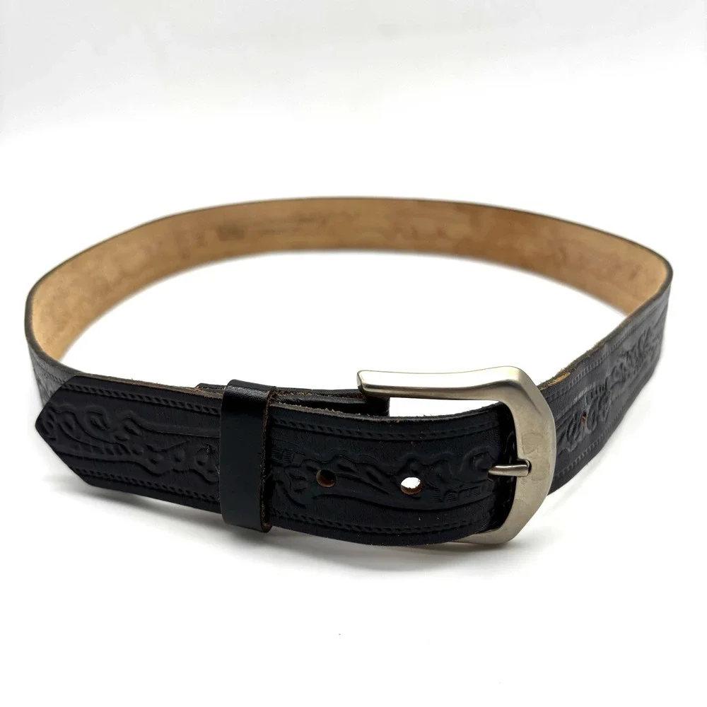 1970s Levi's 2235 Black Steerhide Floral Scrollwork Tooled Belt 34 Made in USA